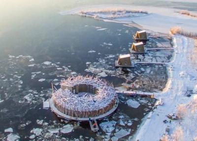 سوئدی ها هتل شناور یخی ساختند
