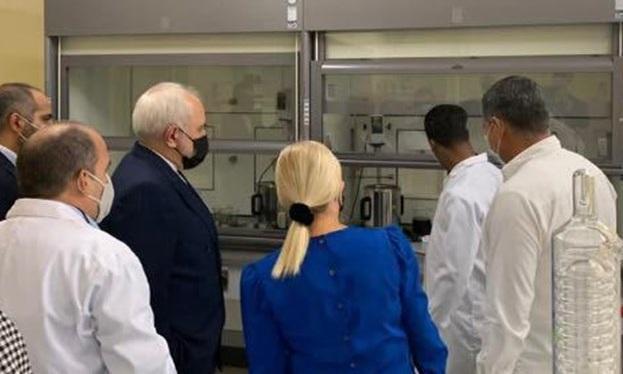 ظریف در جریان پیشرفت ها در زمینه فراوری واکسن کرونا در کوبا نهاده شد